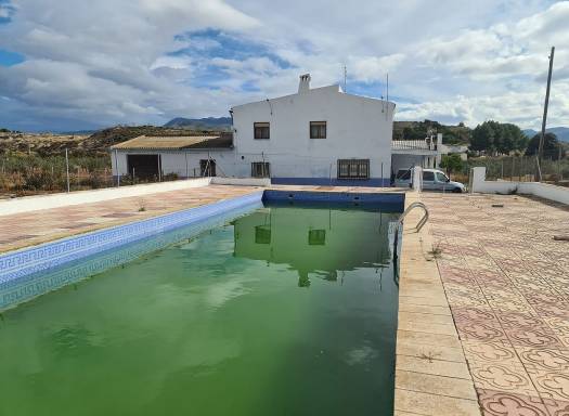 Country House - Resale - Sax - Sax