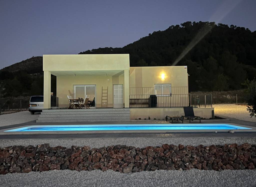 Nueva construcción  - Villa - Pinoso - Rural location