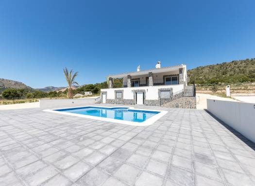 Off Plan/New Build Villa - Resale - Novelda - Urban location