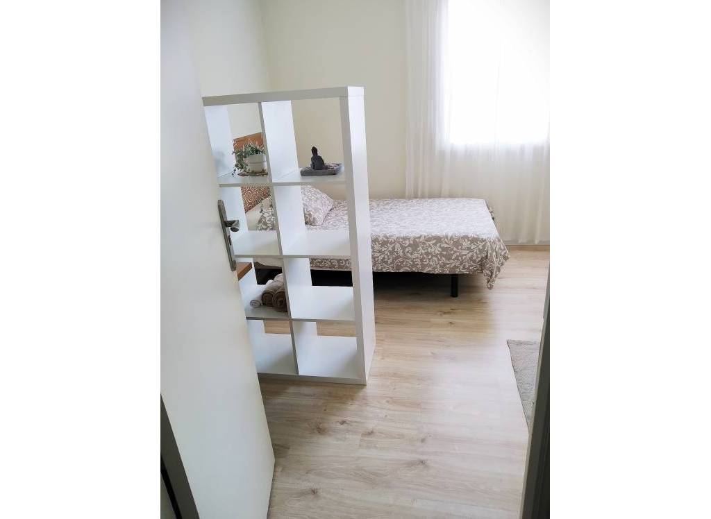 Resale - Apartment - Alicante