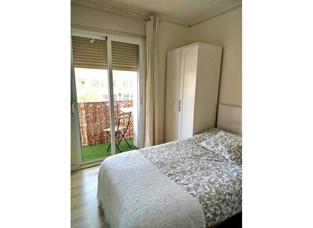 Resale - Apartment - Alicante