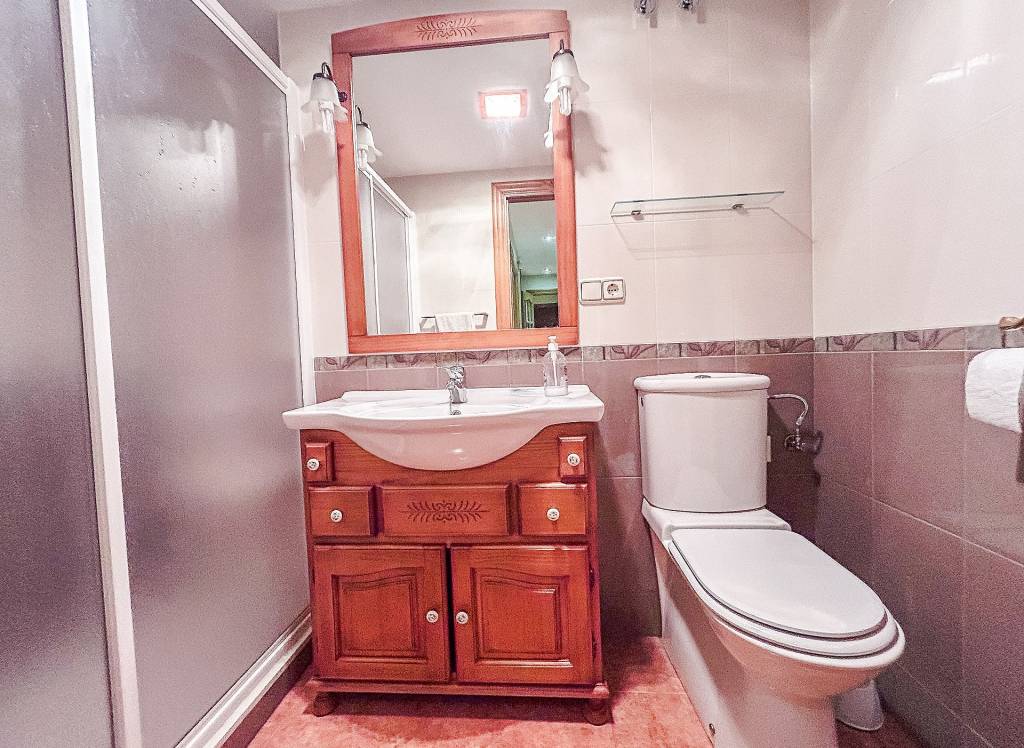 Resale - Apartment - Almansa