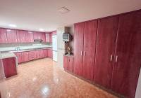 Resale - Apartment - Almansa