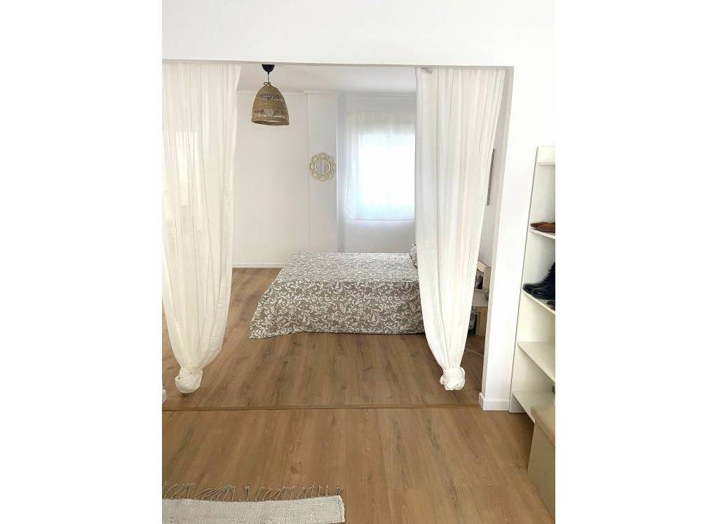 Resale - Apartment - Elda