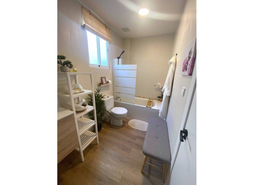 Resale - Apartment - Elda