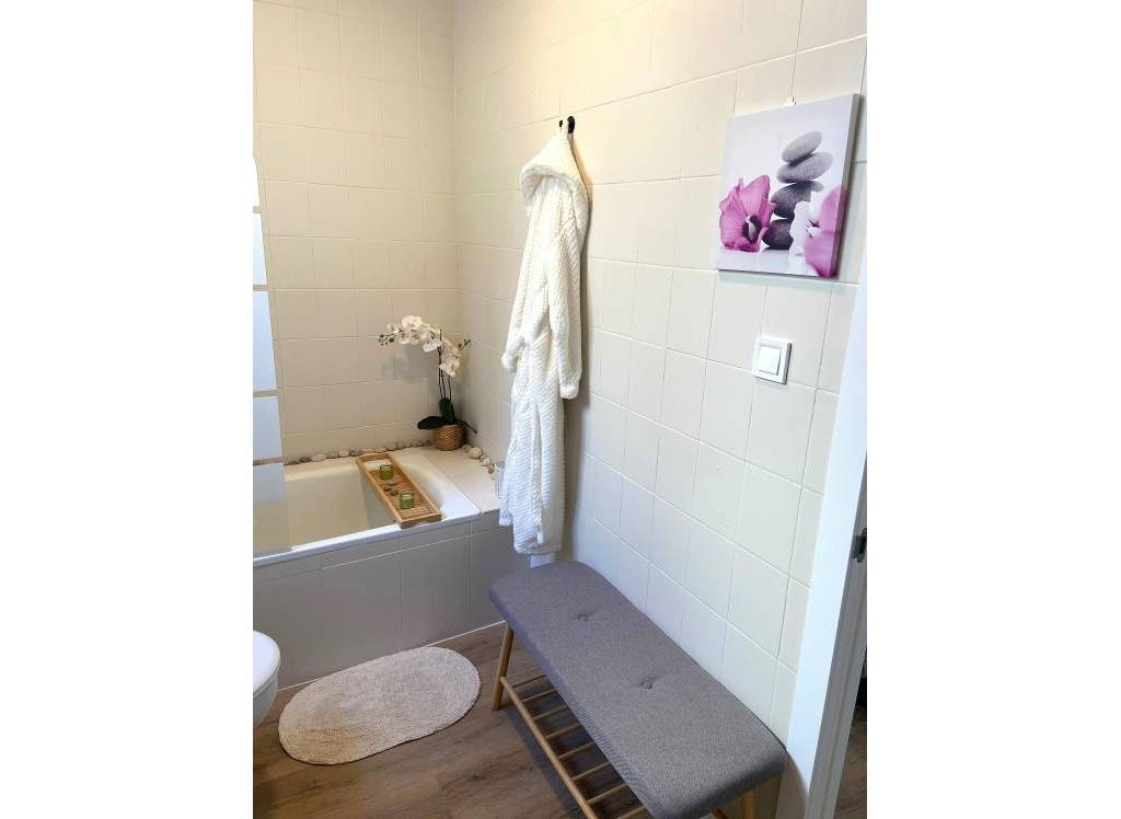 Resale - Apartment - Elda