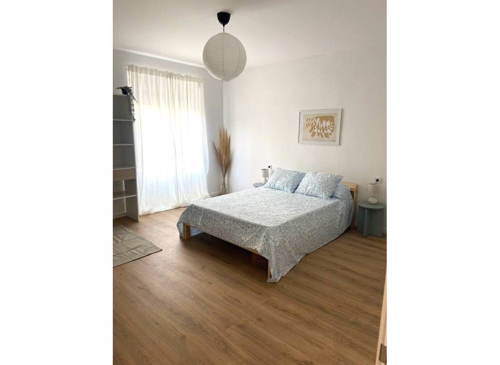 Resale - Apartment - Elda