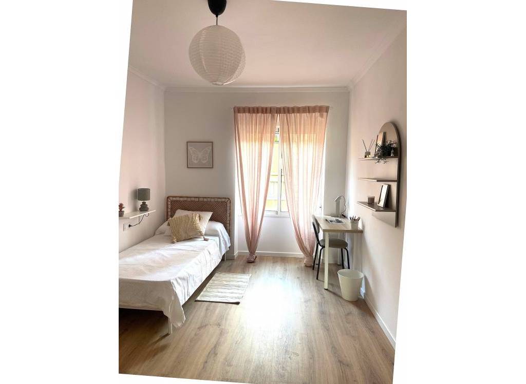 Resale - Apartment - Elda