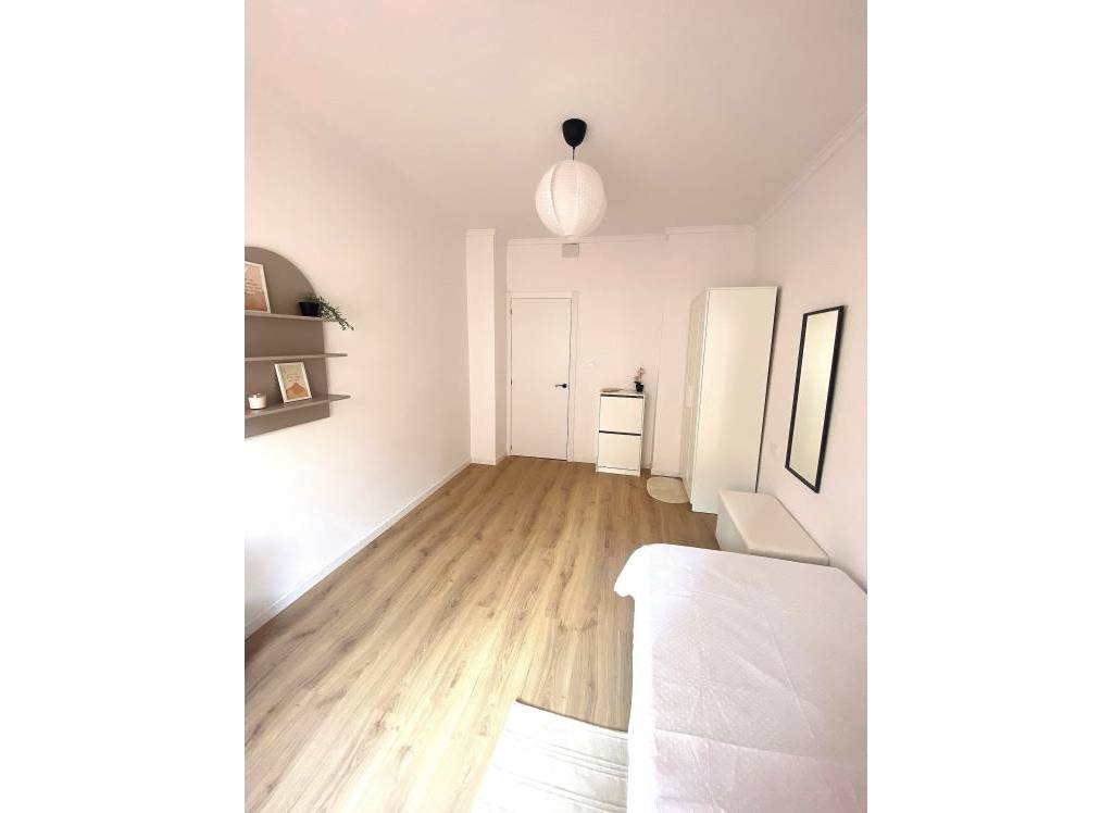 Resale - Apartment - Elda