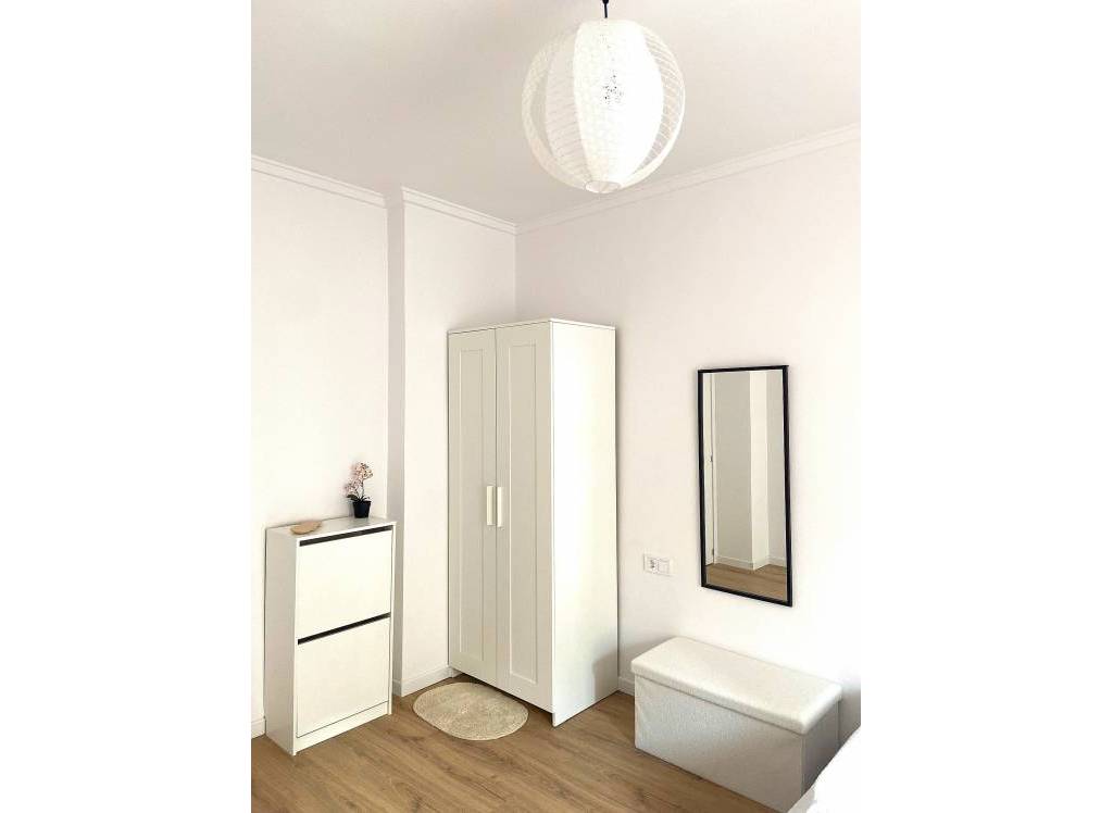 Resale - Apartment - Elda