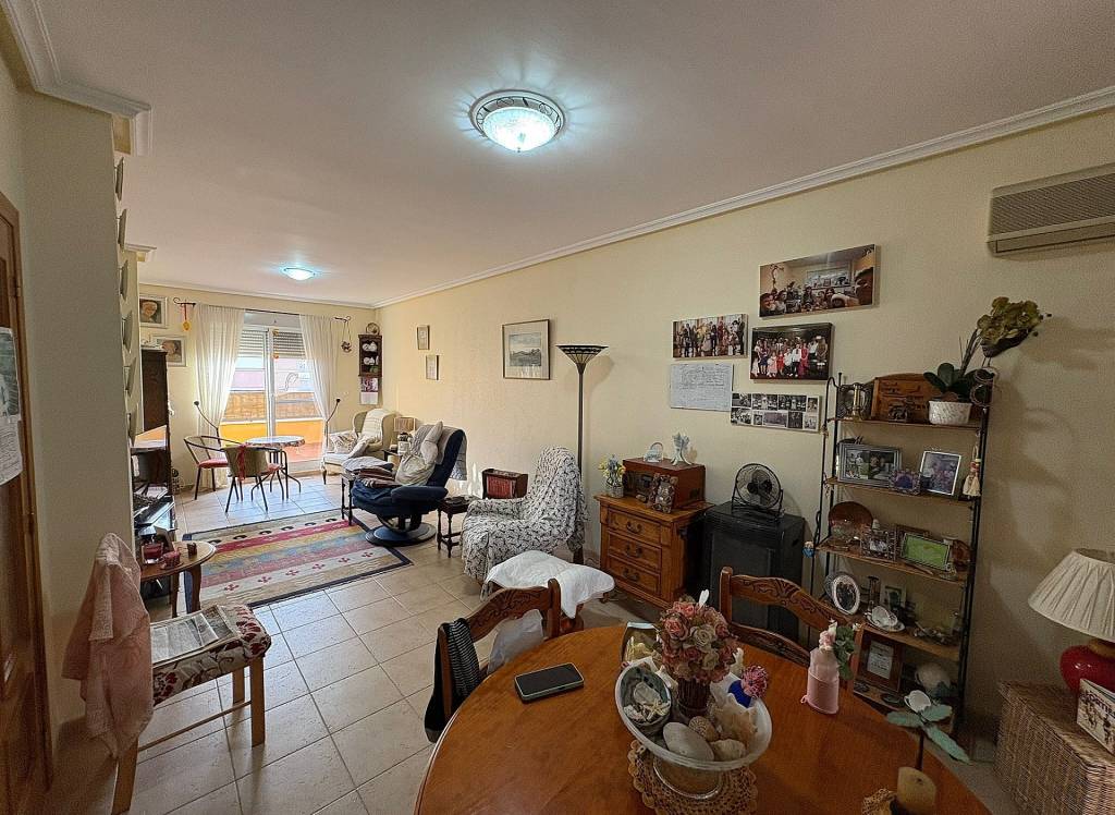 Resale - Apartment - La Romana