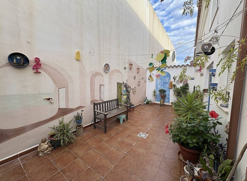 Resale - Apartment - La Romana