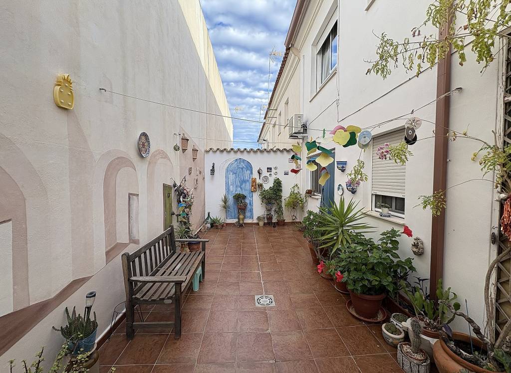 Resale - Apartment - La Romana