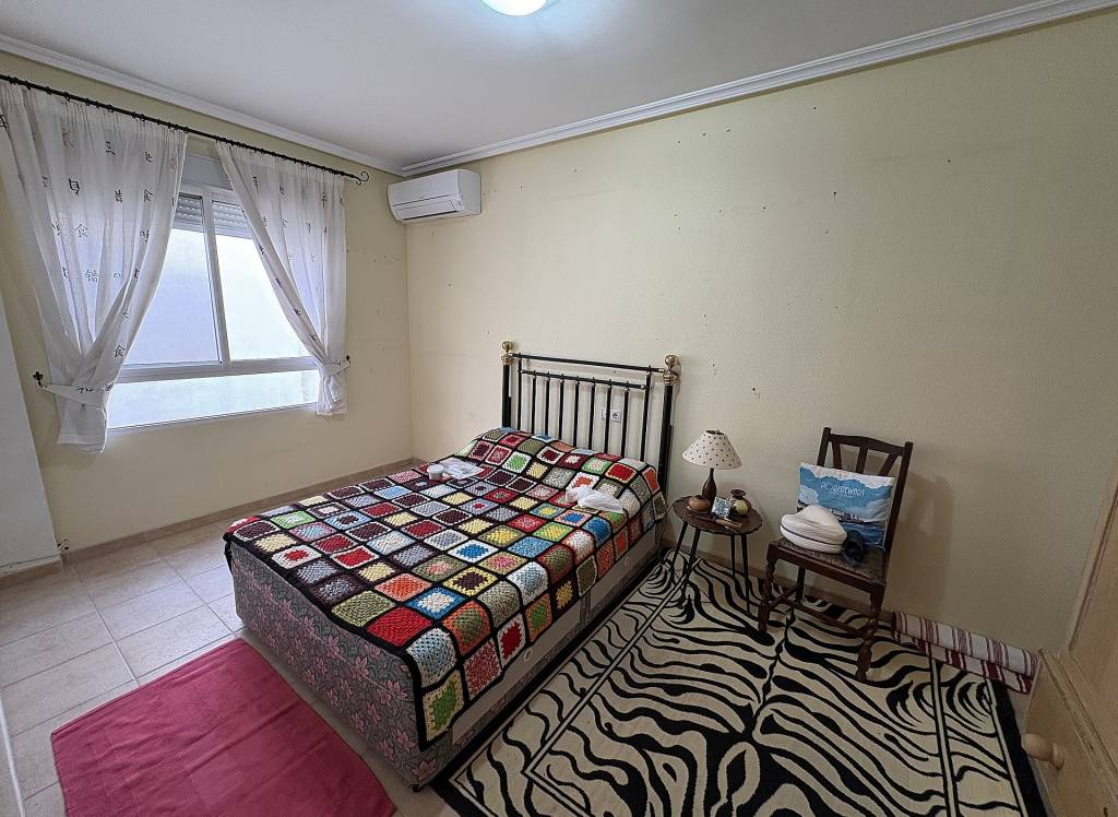 Resale - Apartment - La Romana