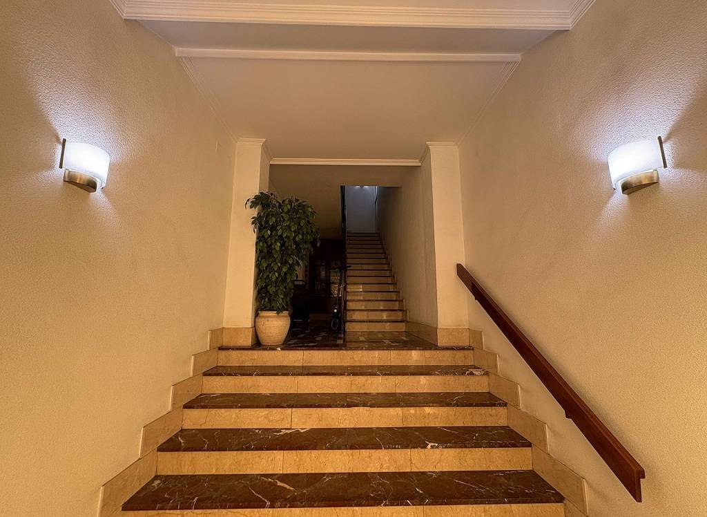 Resale - Apartment - Novelda