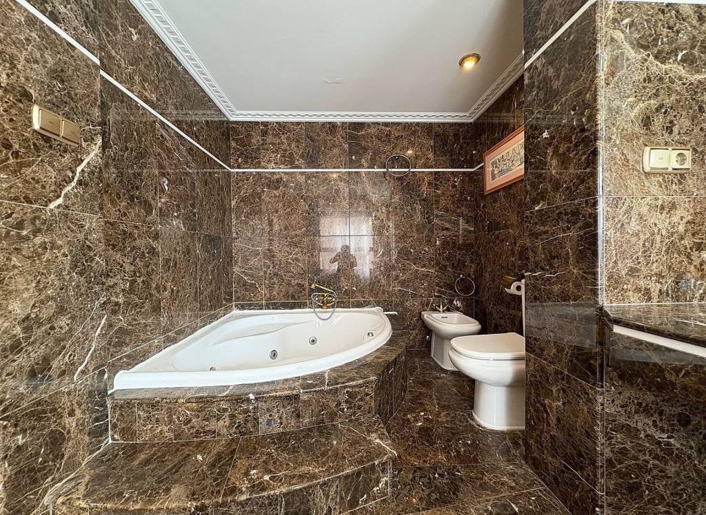 Resale - Apartment - Novelda