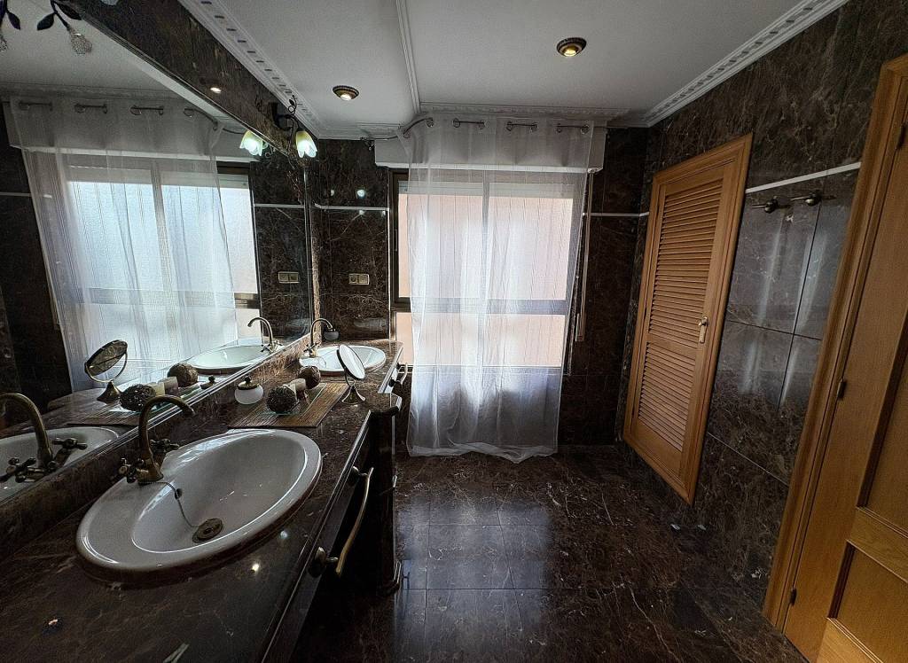 Resale - Apartment - Novelda