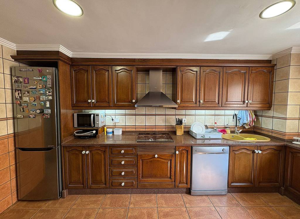 Resale - Apartment - Petrer