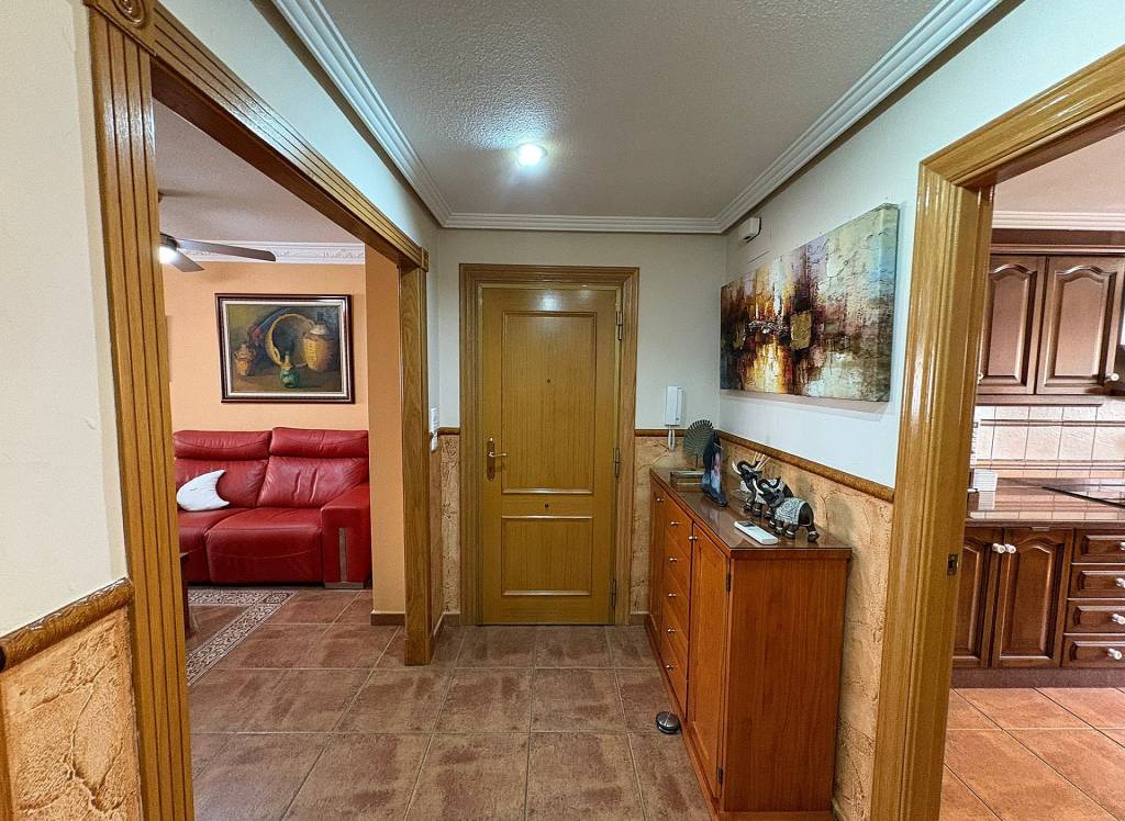 Resale - Apartment - Petrer