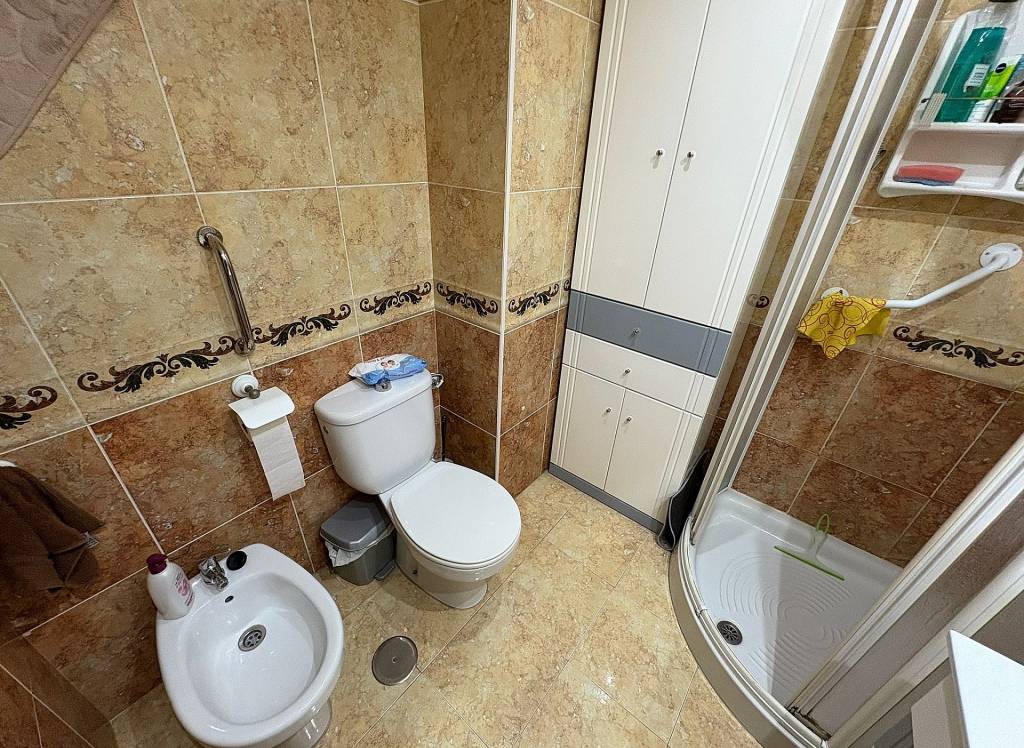 Resale - Apartment - Petrer