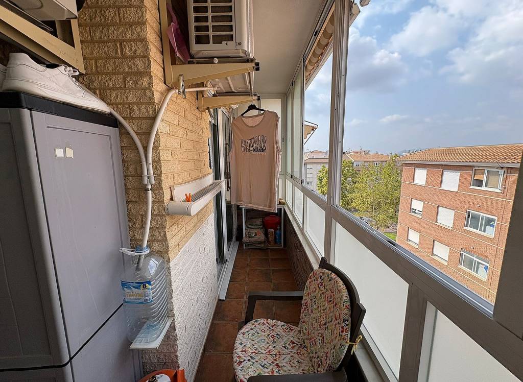 Resale - Apartment - Petrer