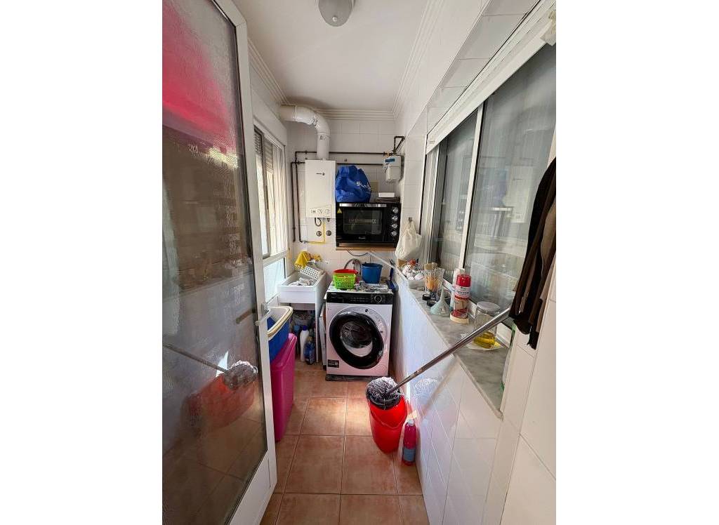 Resale - Apartment - Petrer