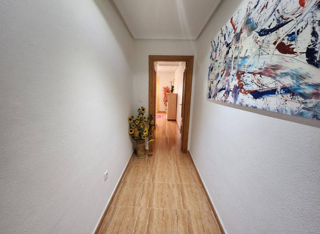 Resale - Apartment - Pinoso