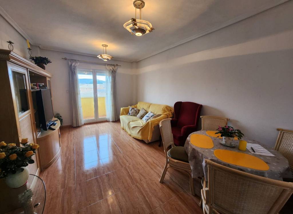 Resale - Apartment - Pinoso