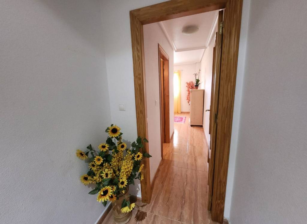 Resale - Apartment - Pinoso