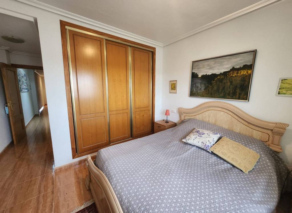 Resale - Apartment - Pinoso