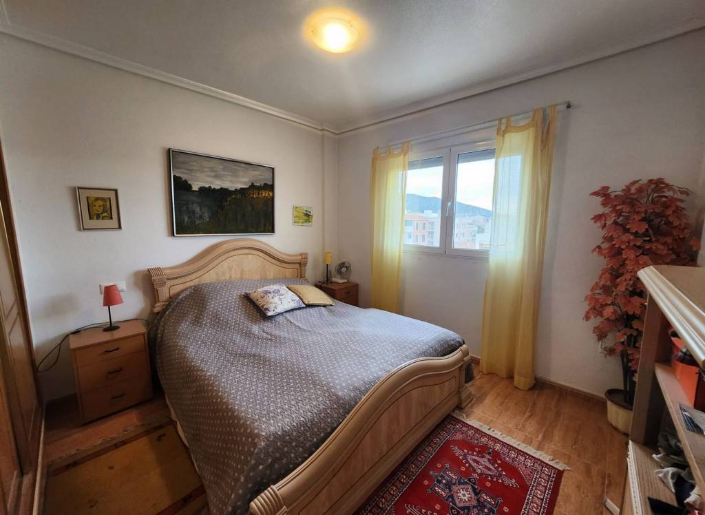 Resale - Apartment - Pinoso