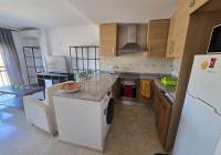 Resale - Apartment - Pinoso