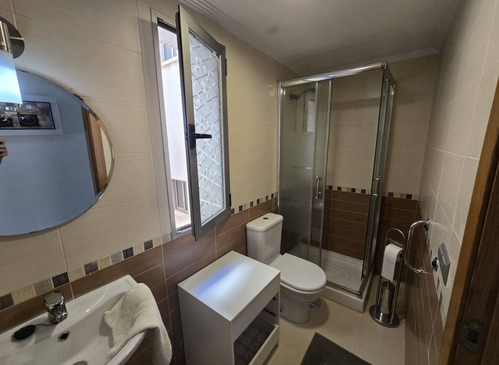 Resale - Apartment - Pinoso