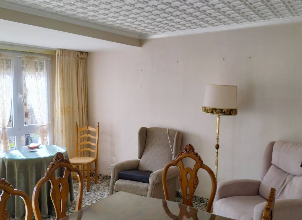 Resale - Apartment - Sax - Urban location