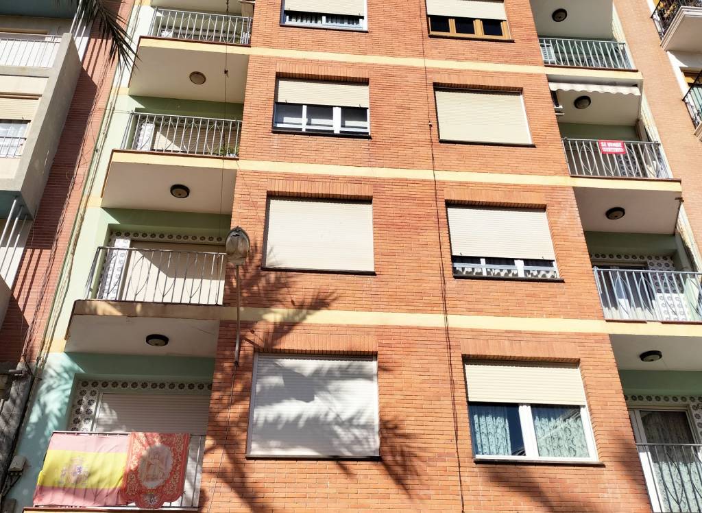 Resale - Apartment - Sax - Urban location