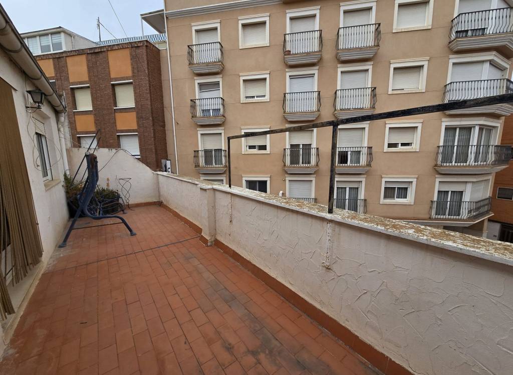 Resale - Apartment - Sax