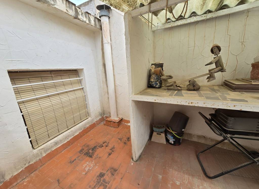 Resale - Apartment - Sax