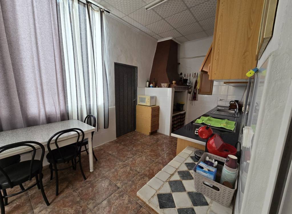 Resale - Apartment - Sax