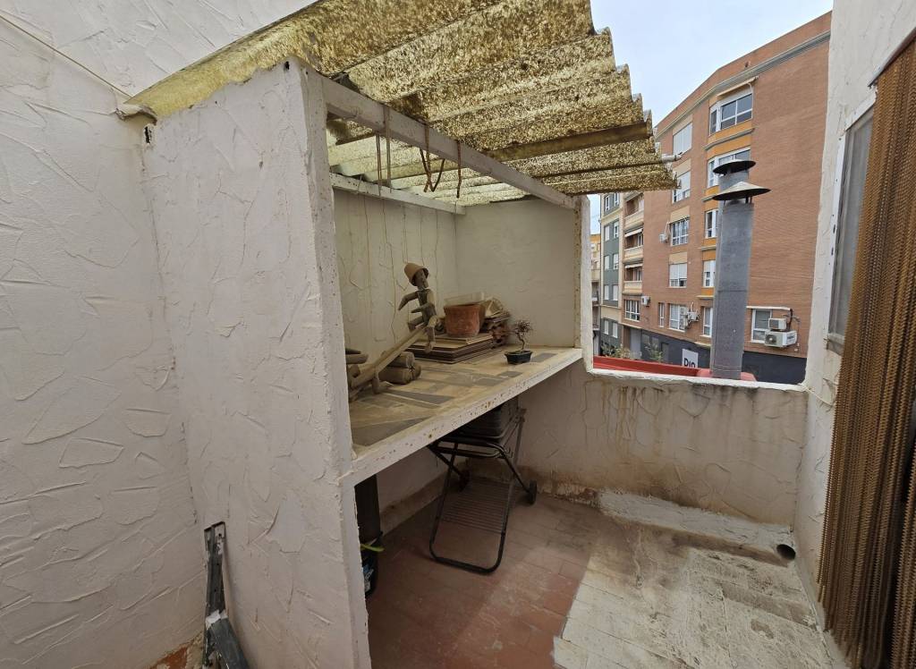 Resale - Apartment - Sax