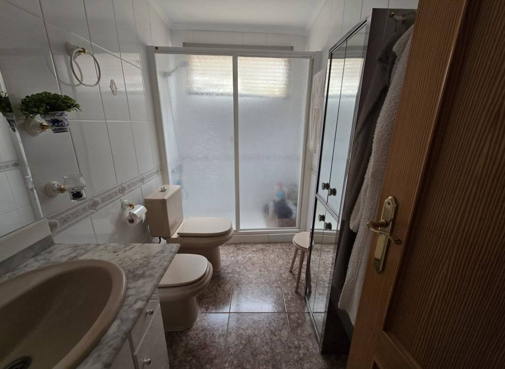 Resale - Apartment - Sax