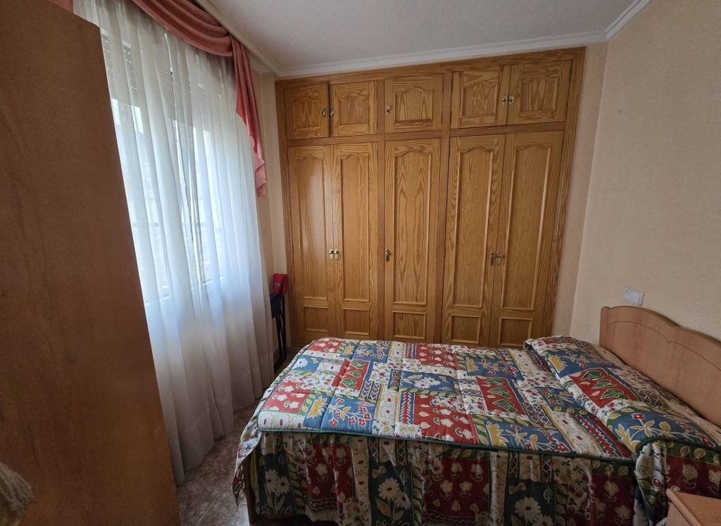 Resale - Apartment - Sax