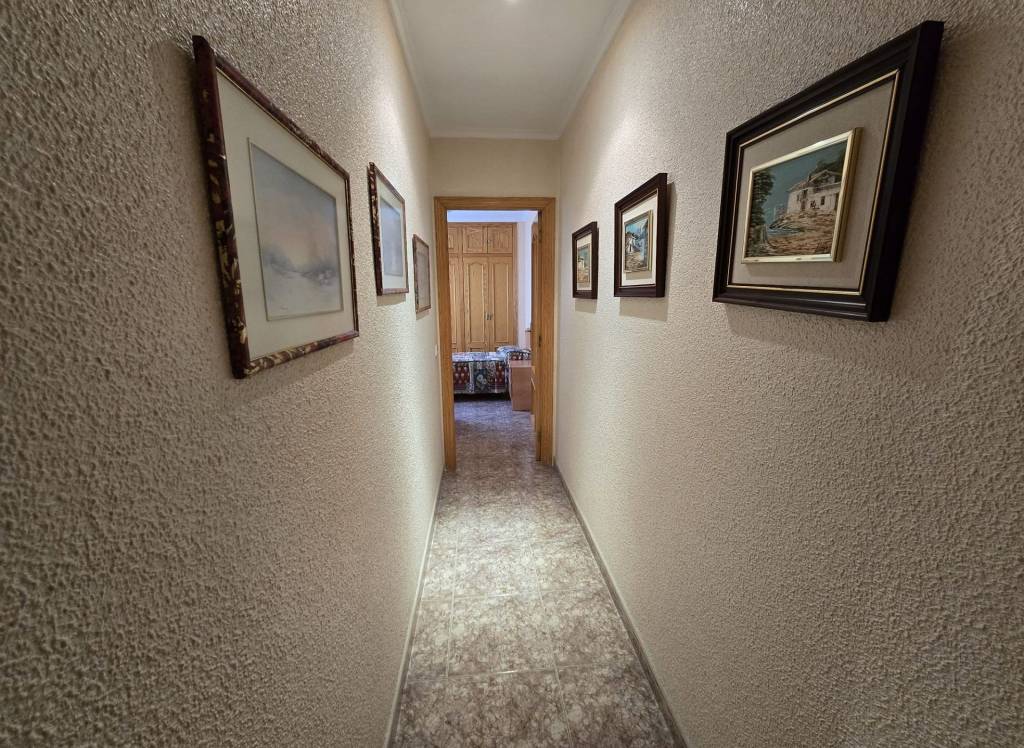 Resale - Apartment - Sax