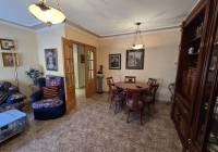 Resale - Apartment - Sax