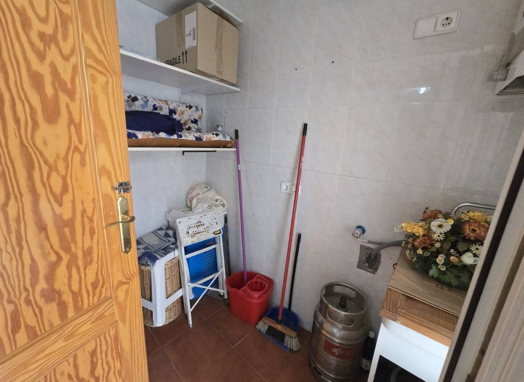 Resale - Apartment - Sax