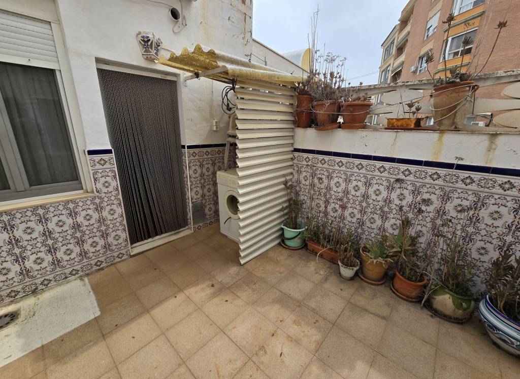 Resale - Apartment - Sax