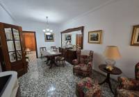 Resale - Apartment - Sax