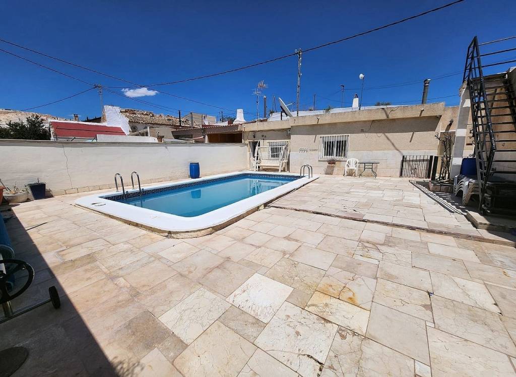 Resale - Cave House - Algueña - Alguena