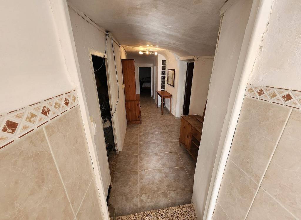 Resale - Cave House - Algueña - Alguena