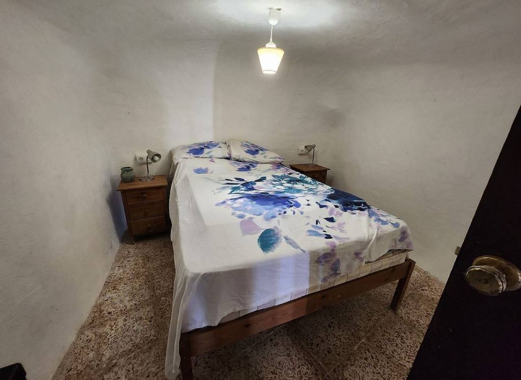 Resale - Cave House - Algueña - Alguena