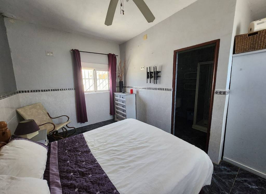 Resale - Cave House - Algueña - Alguena